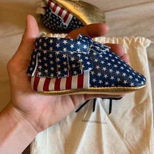 Size 3 new USA/4th of July will ship In Dust bag